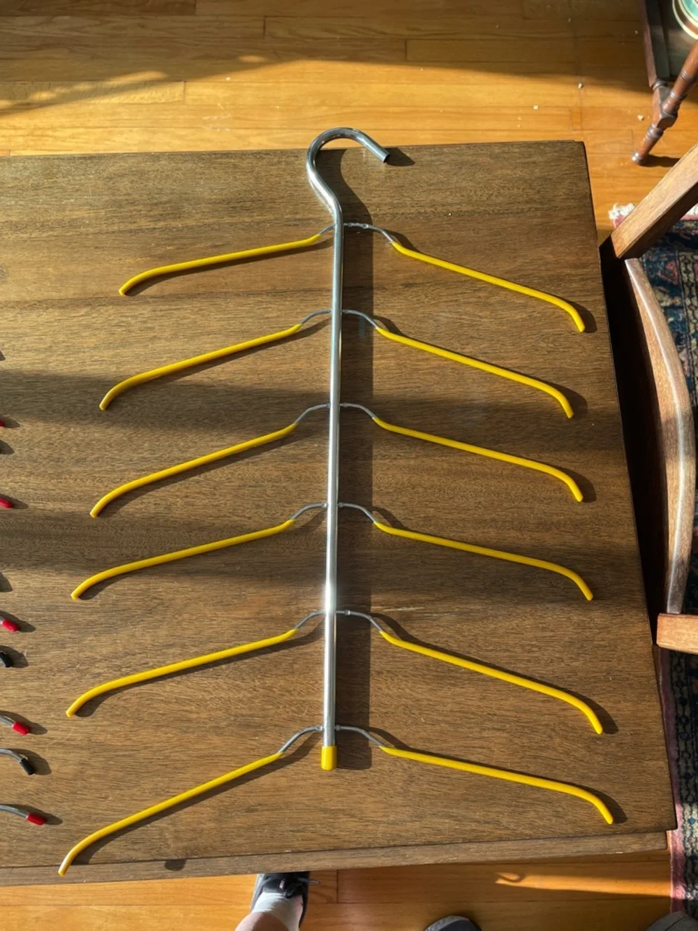 Set of 4 eSpace-Saving Metal Multi Hangers - Yellow & Gray Accents